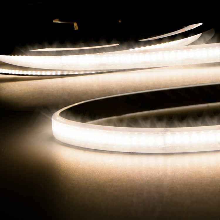 lineares Licht LED Streifen warmweiß nach Maß